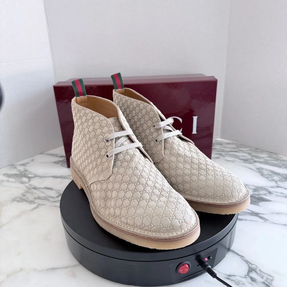 GUCCI GG Suede Desert Boots Embossed Oatmeal Tan Shoe, G 9